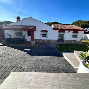 https://villa-empul-chill-out-frog.es-andalucia.com